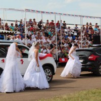 Парад невест.jpg